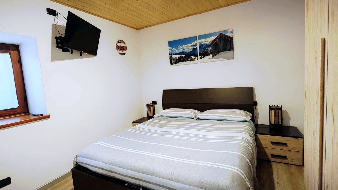 Photo of Bedroom in Panchia