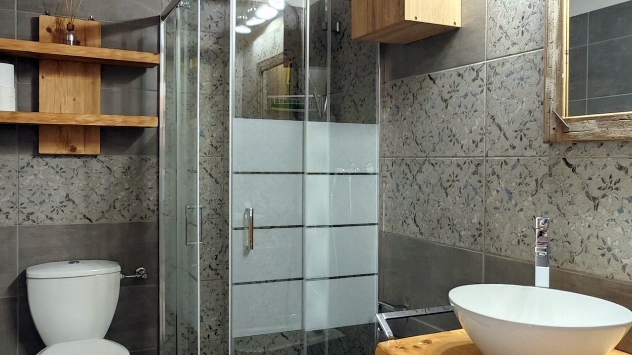 Photo of Bathroom in Panchia