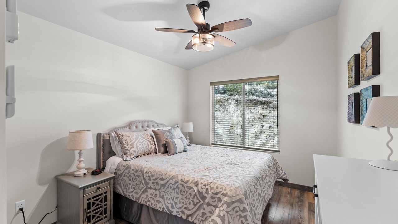 Photo of Bedroom in Mammoth Creek