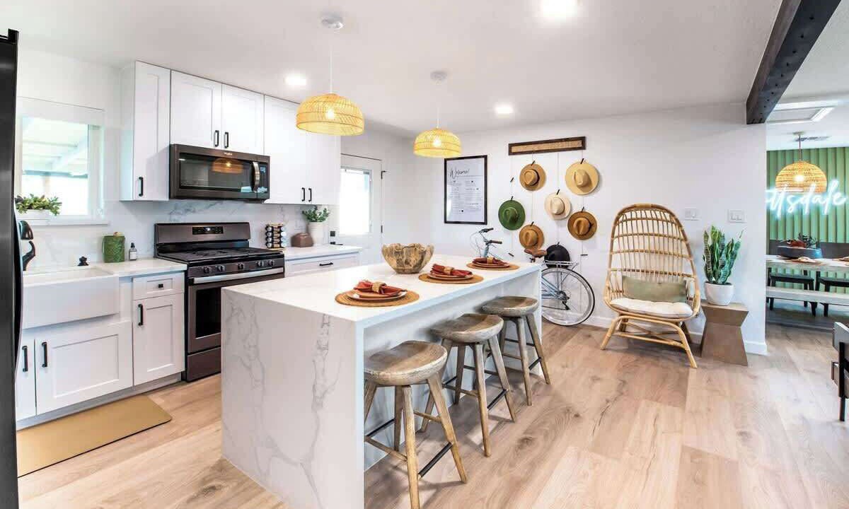 Photo of Kitchen in New Papago Parkway