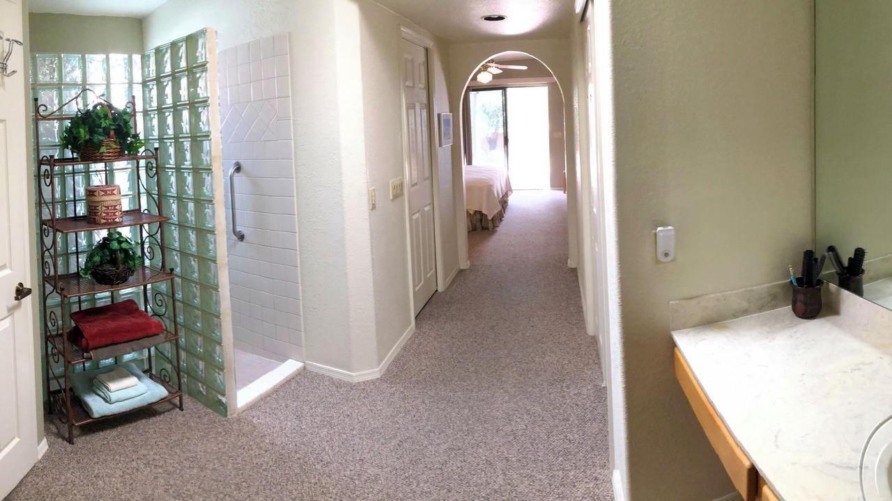 Photo of Bathroom in Green Valley