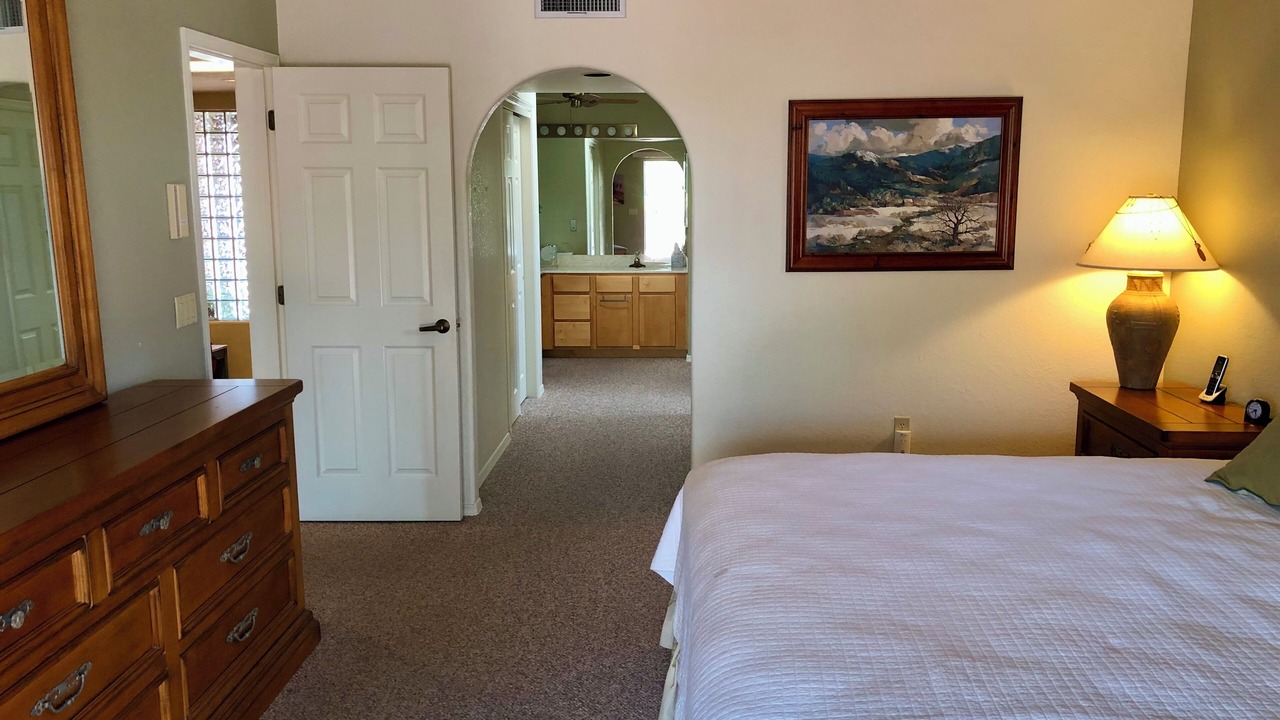 Photo of Bedroom in Green Valley