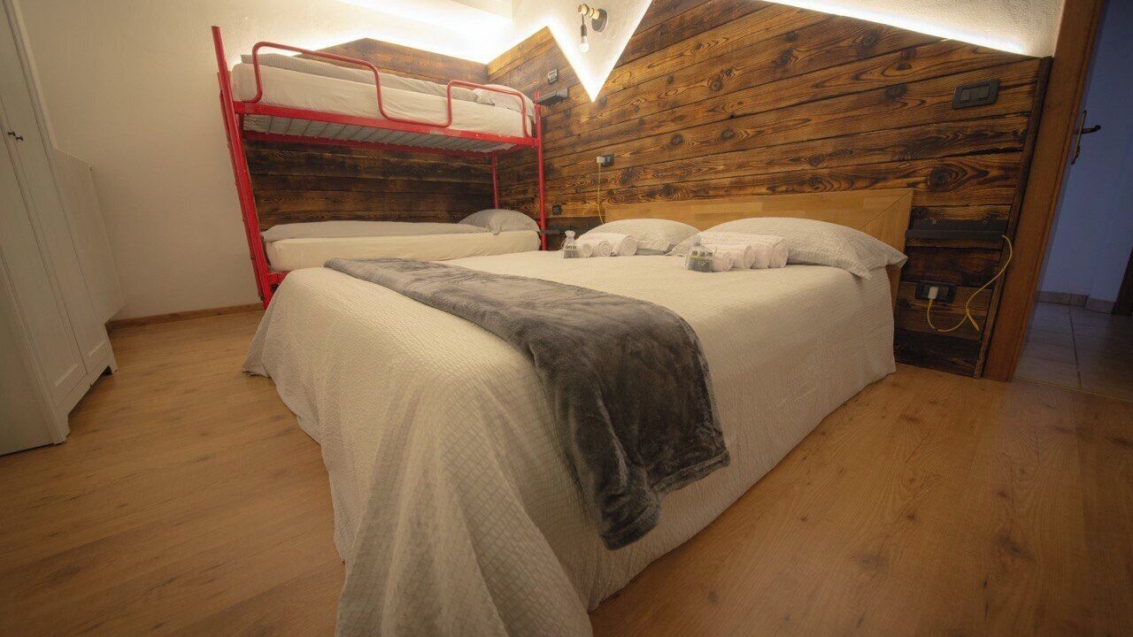 Photo of Bedroom in Commezzadura