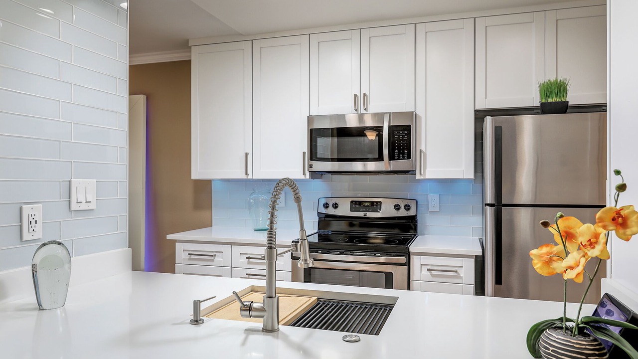 Photo of Kitchen in Scottsdale Estates Six