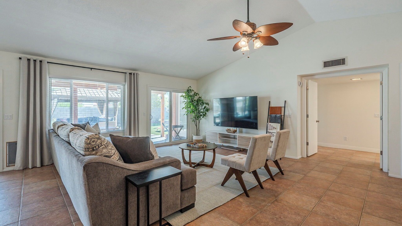 Photo of Livingroom in Chandler