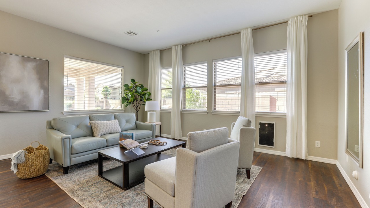 Photo of Livingroom in Estrella Mountain Ranch