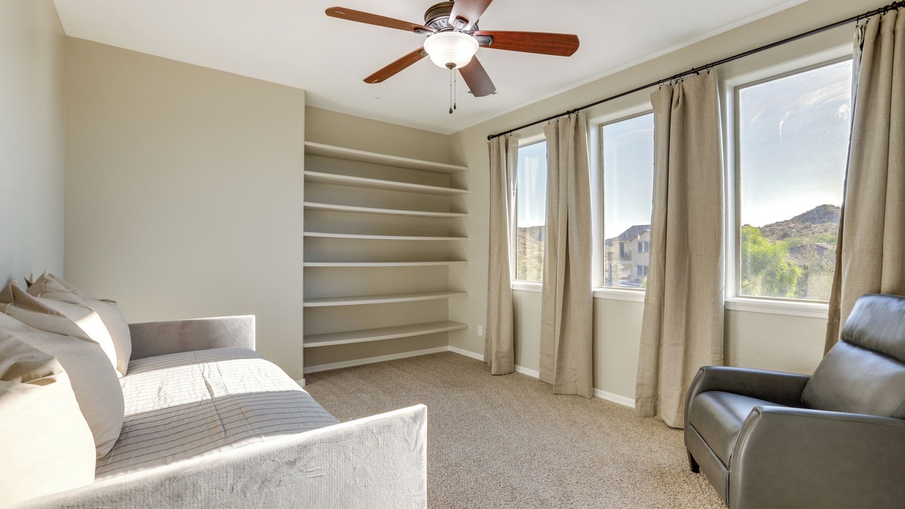 Photo of Livingroom in Estrella Mountain Ranch