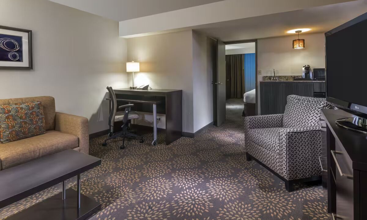 Photo of Livingroom in Camelback East
