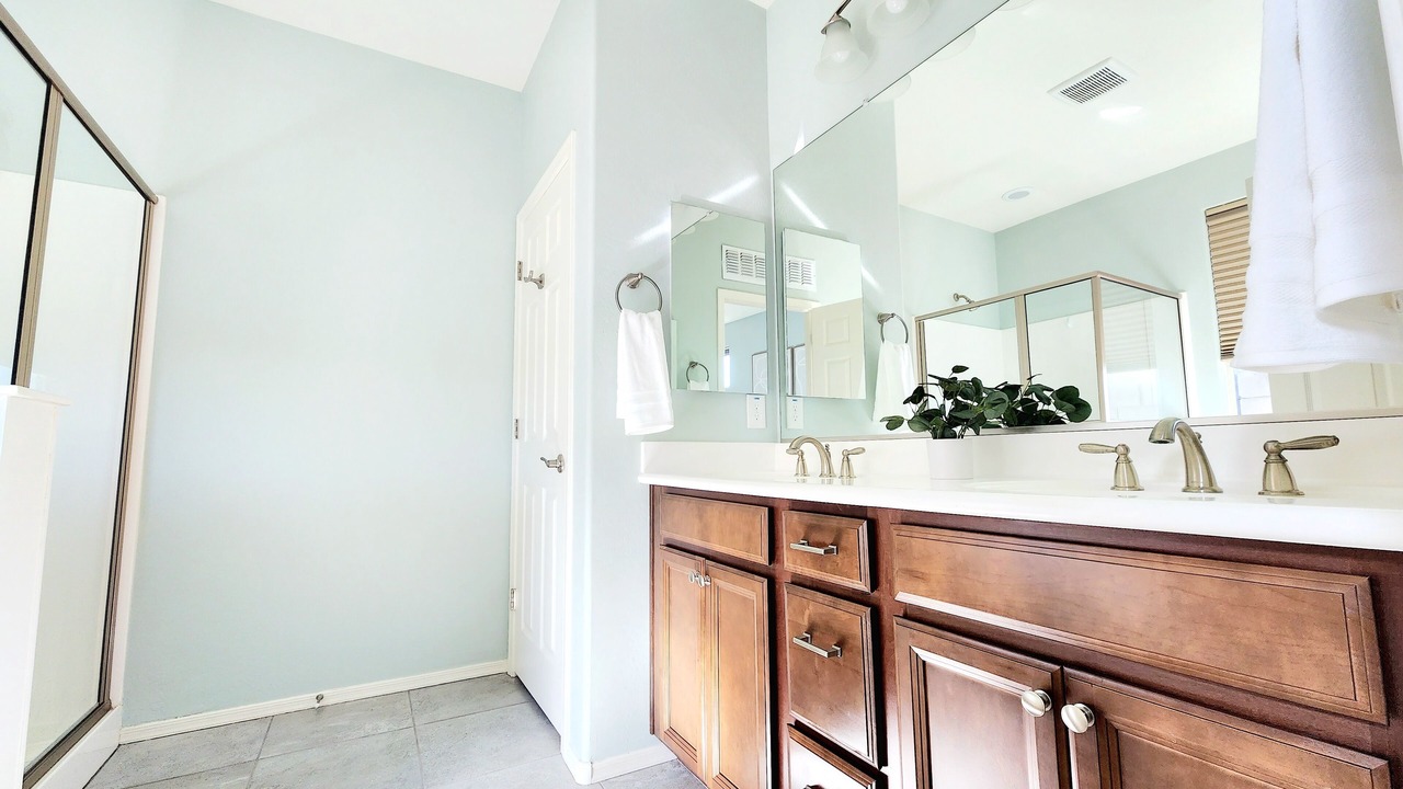 Photo of Bathroom in Laveen Village