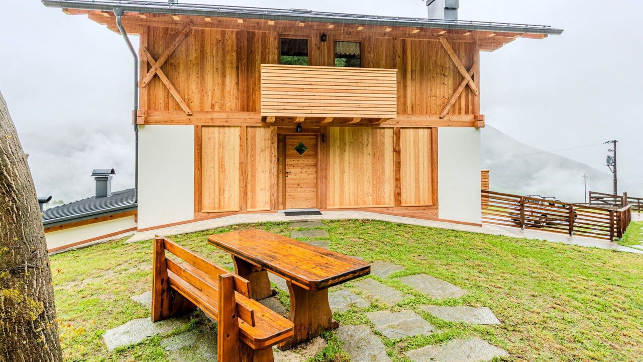 Photo of Patio Balcony in Livo