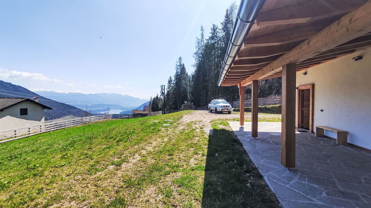 Photo of Patio Balcony in Livo