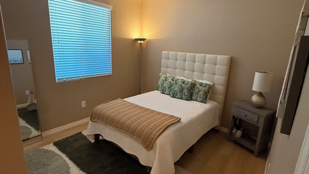 Photo of Bedroom in Dove Mountain