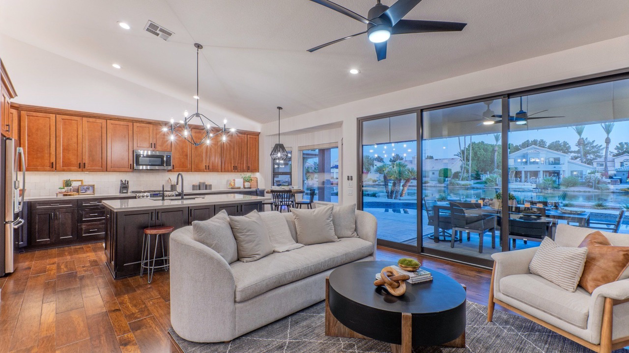 Photo of Outdoor in Crystal Shores