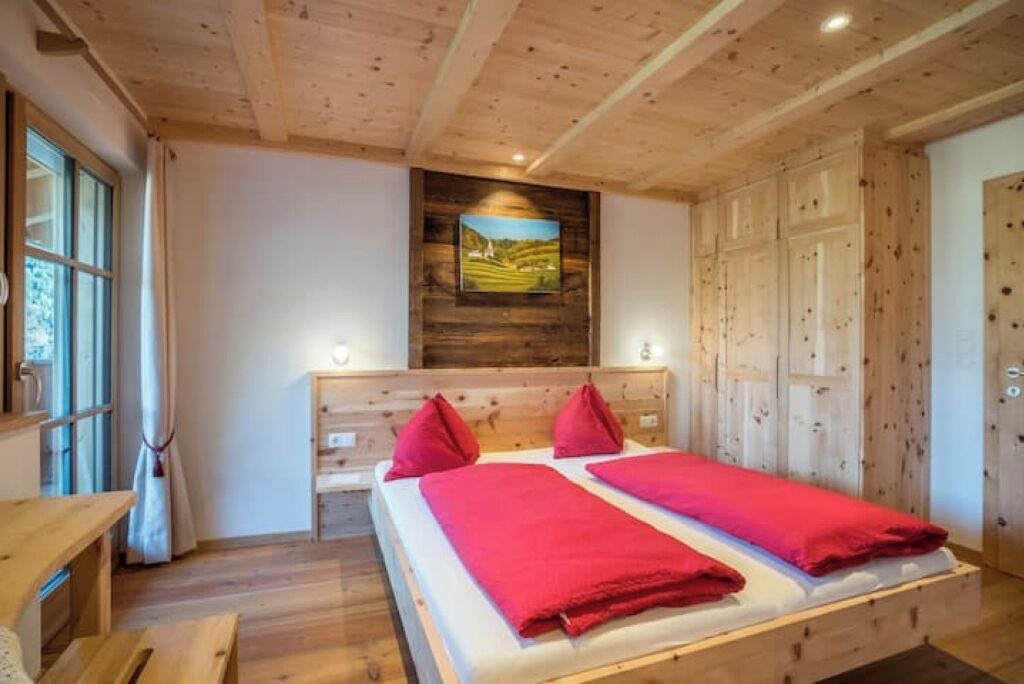 Photo of Bedroom in Cortina Sulla Strada del Vino