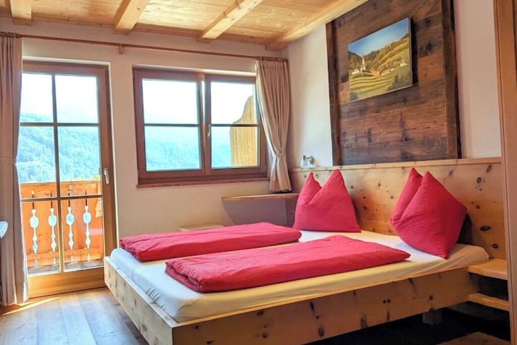 Photo of Bedroom in Cortina Sulla Strada del Vino