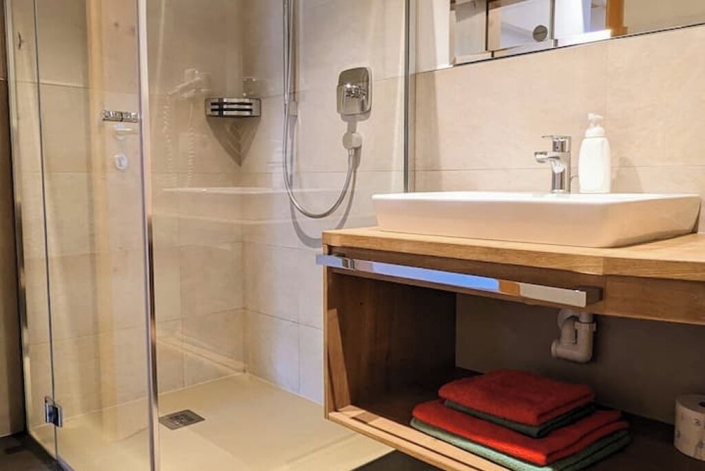 Photo of Bathroom in Cortina Sulla Strada del Vino