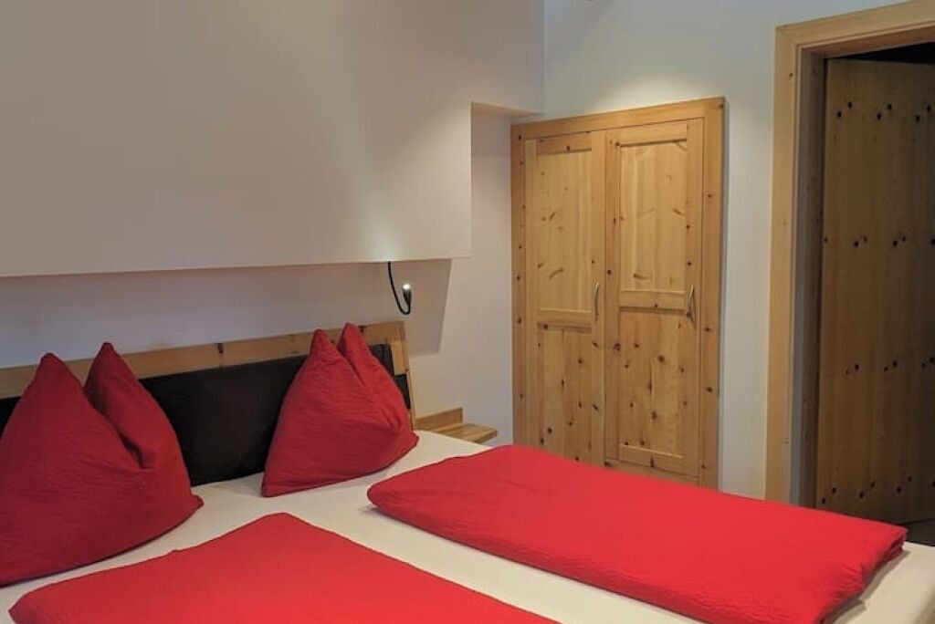 Photo of Bedroom in Cortina Sulla Strada del Vino