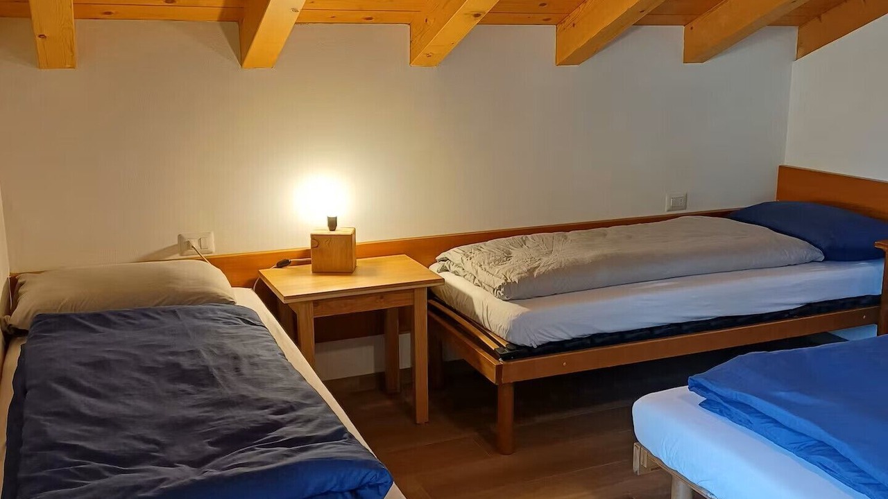 Photo of Bedroom in Pellizzano
