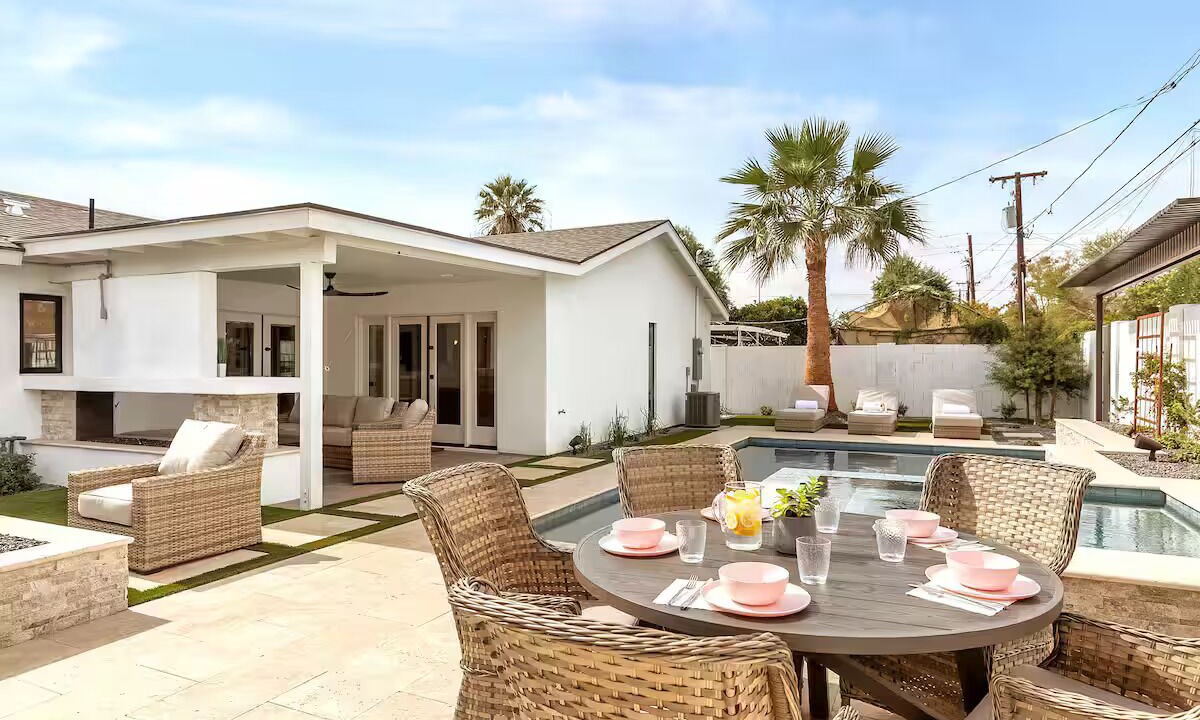 Photo of Outdoor in Western Villa