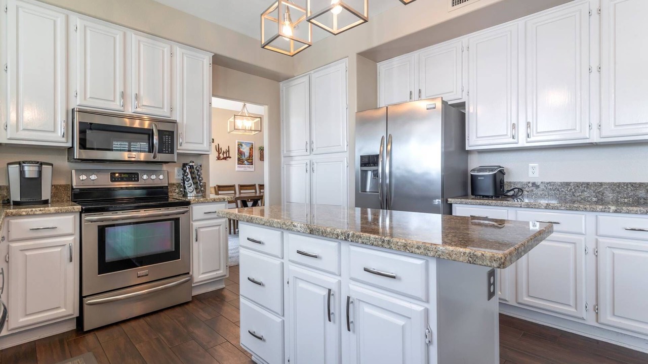 Photo of Kitchen in Arrowhead Lakes