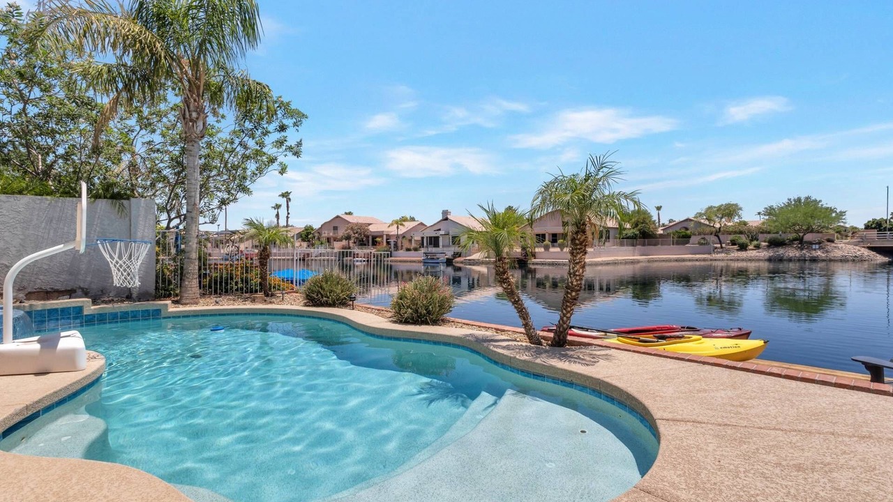Photo of Outdoor in Arrowhead Lakes
