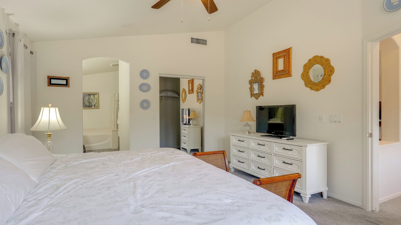 Photo of Bedroom in Signal Heights