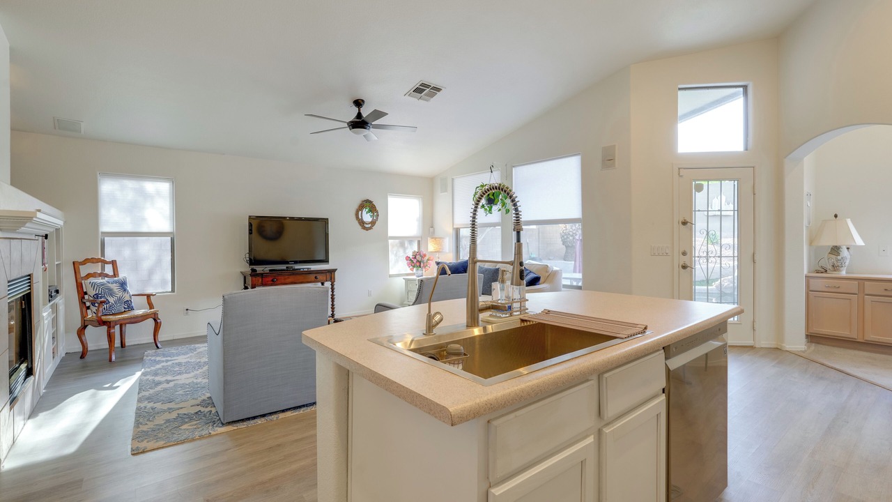 Photo of Livingroom in Signal Heights