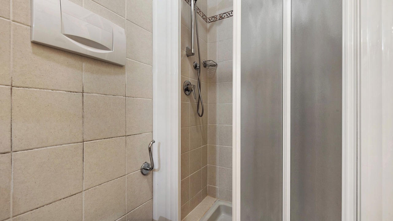 Photo of Bathroom in Dare