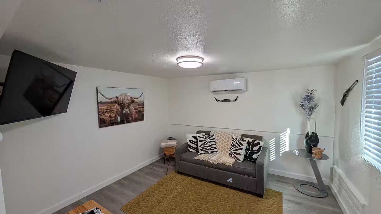 Photo of Livingroom in Tucson