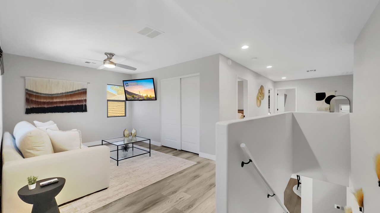Photo of Livingroom in Villages At Queen Creek