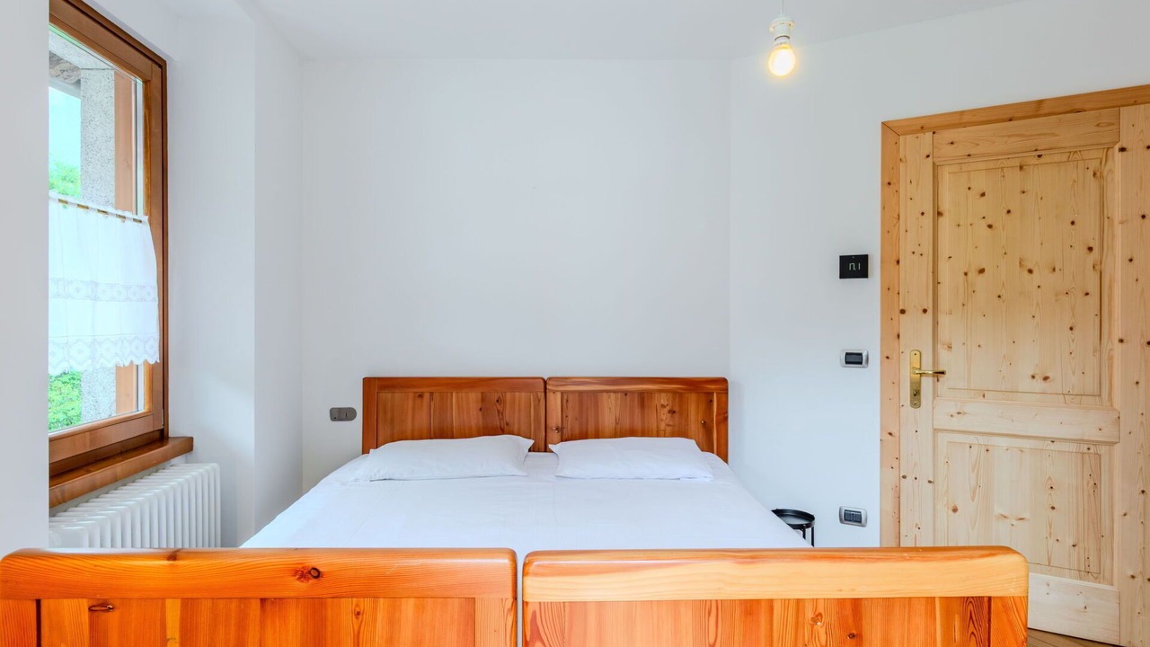 Photo of Bedroom in Caderzone Terme