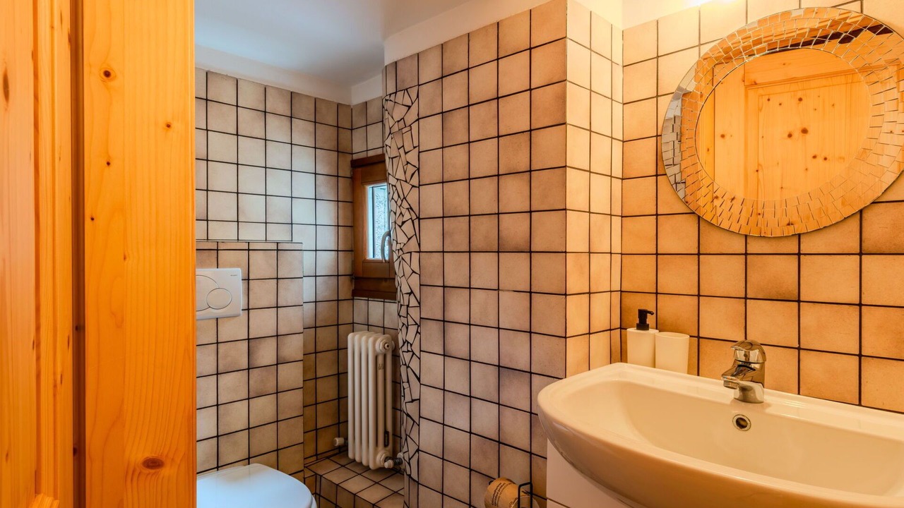 Photo of Bathroom in Caderzone Terme