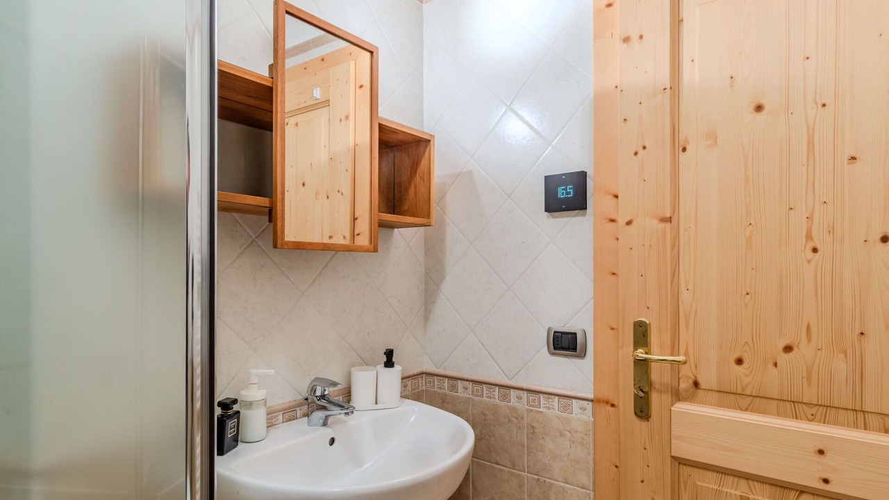 Photo of Bedroom in Caderzone Terme