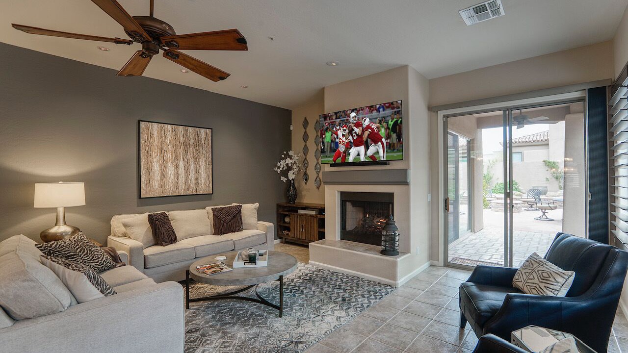 Photo of Livingroom in Talon Retreat