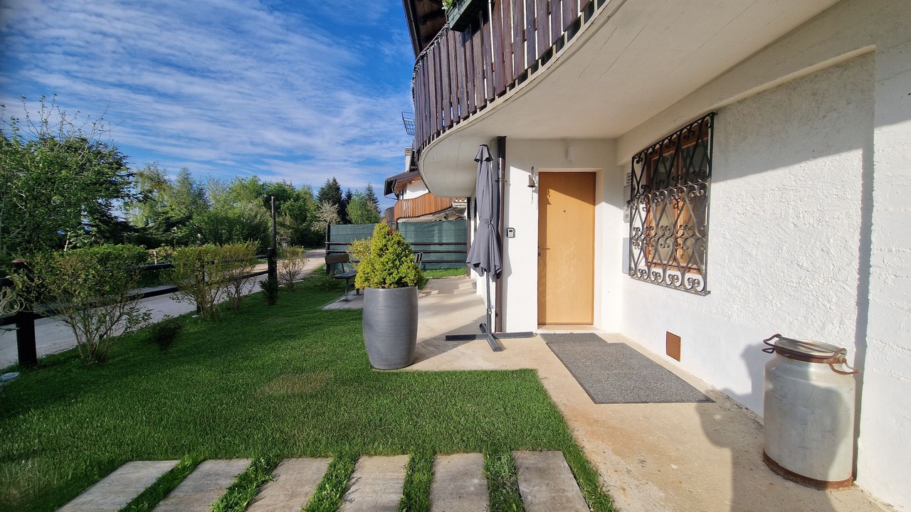 Photo of Outdoor in Polsa