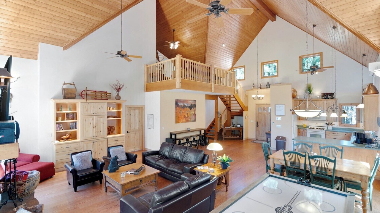 Photo of Livingroom in Parks