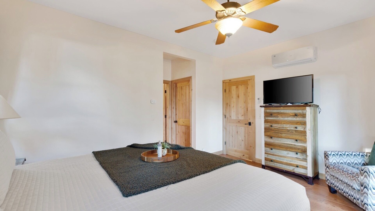 Photo of Bedroom in Parks
