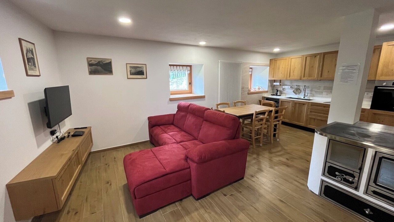 Photo of Livingroom in Strembo