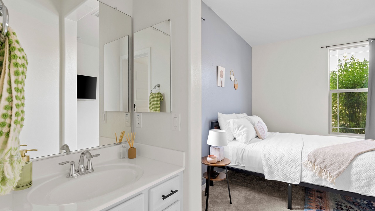 Photo of Bedroom in Glendale