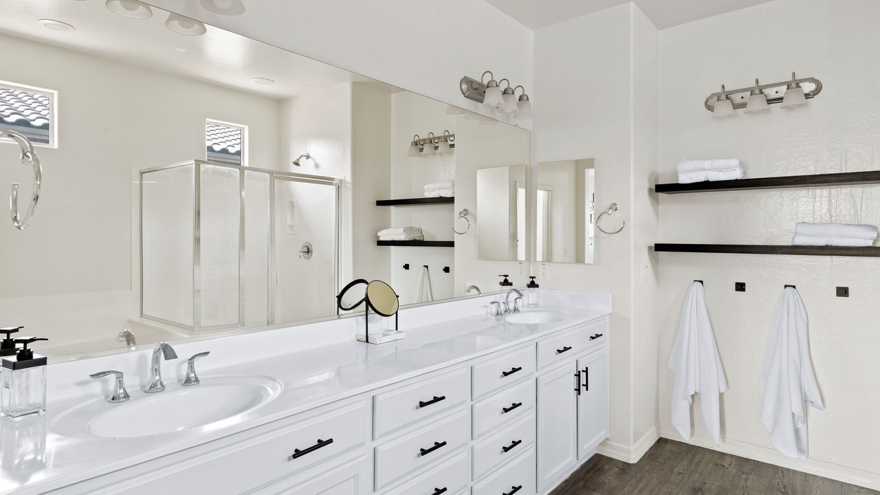 Photo of Bathroom in Glendale