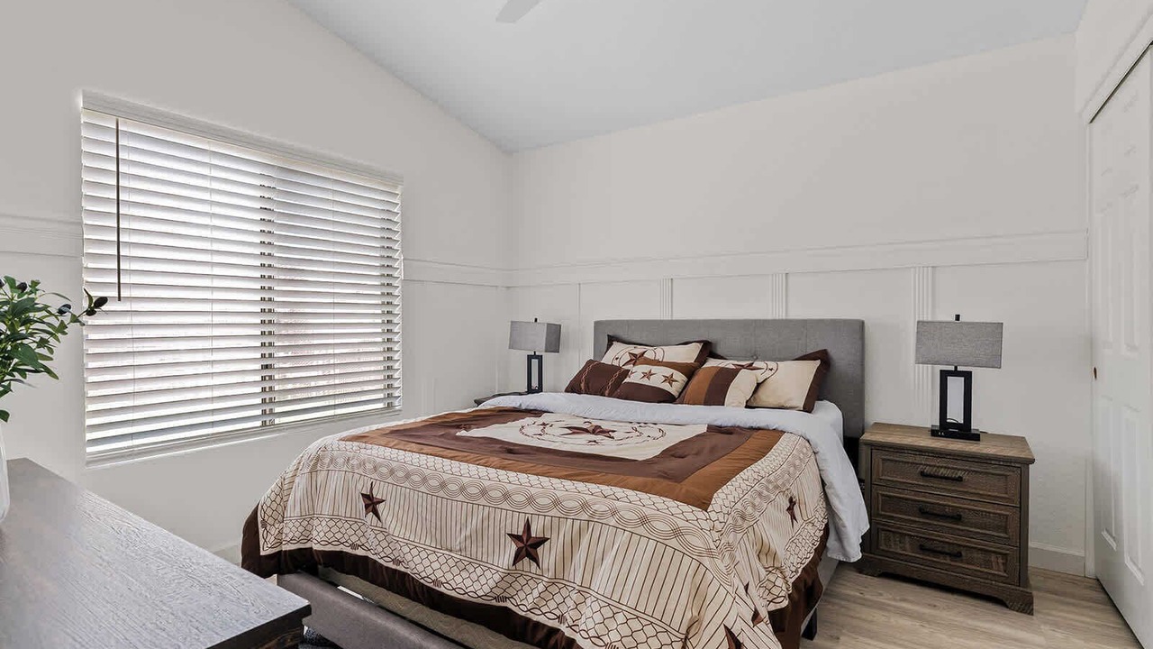 Photo of Bedroom in Arizona Skyline Community
