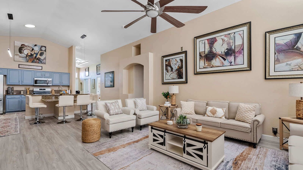 Photo of Livingroom in Arizona Skyline Community