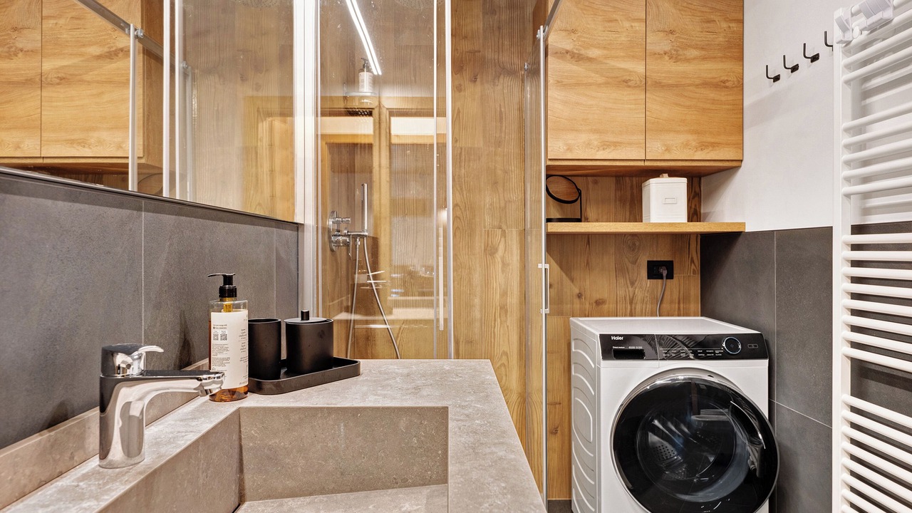 Photo of Bathroom in Rabbi