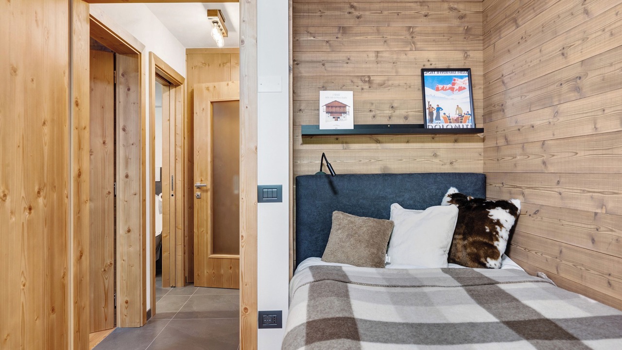 Photo of Bedroom in Rabbi