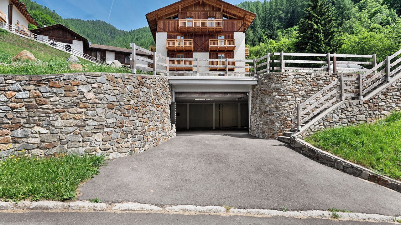 Photo of Outdoor in Rabbi