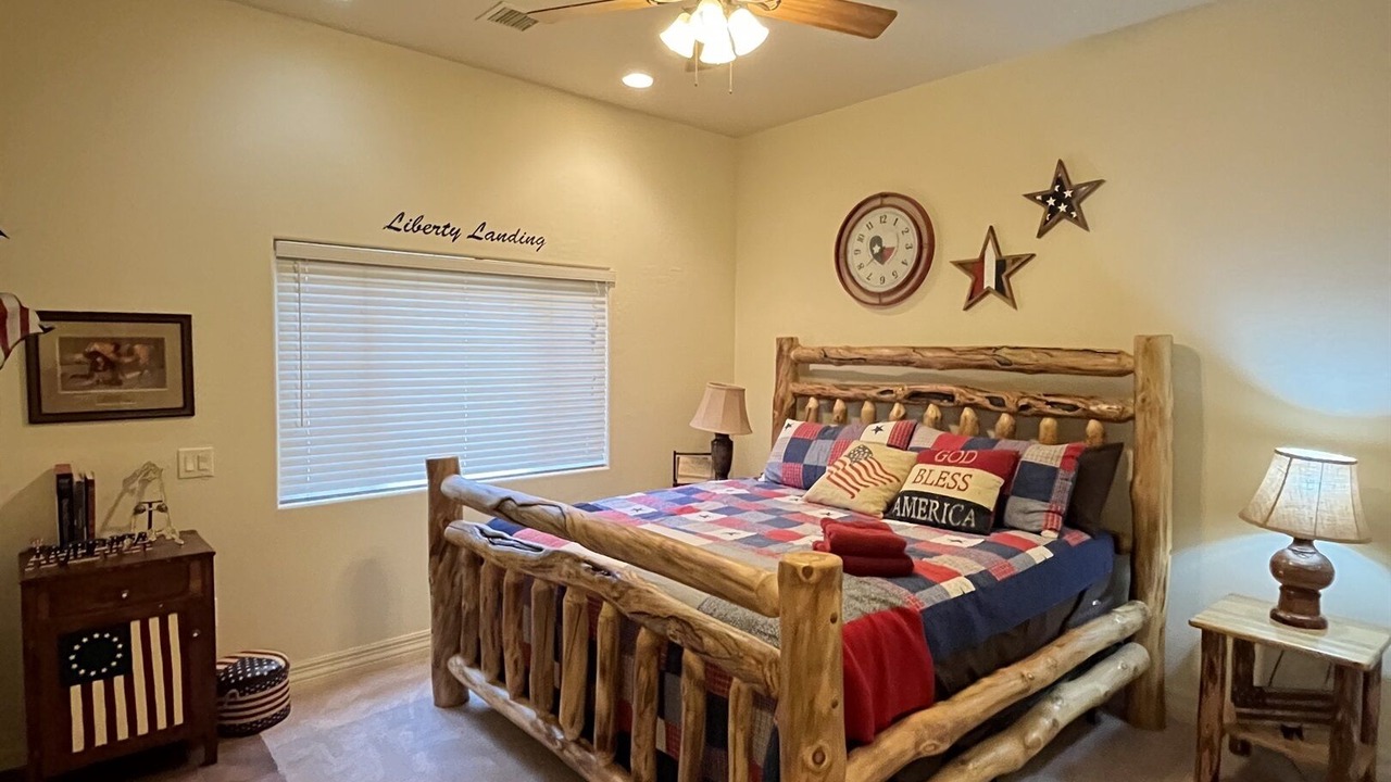 Photo of Bedroom in Pinetop