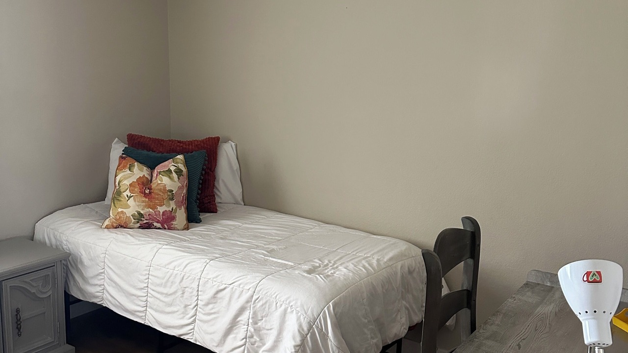 Photo of Bedroom in Dysart Ranch