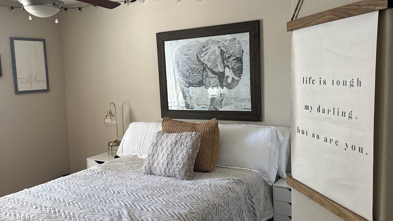 Photo of Bedroom in Dysart Ranch