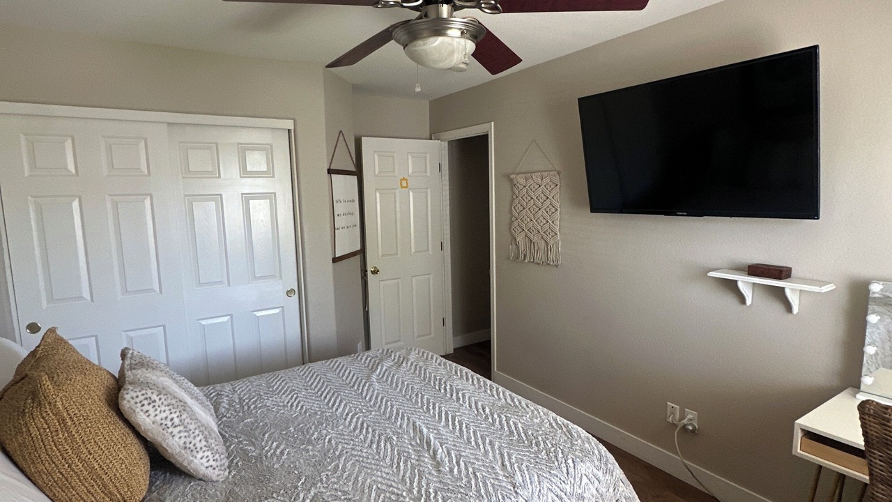 Photo of Bedroom in Dysart Ranch