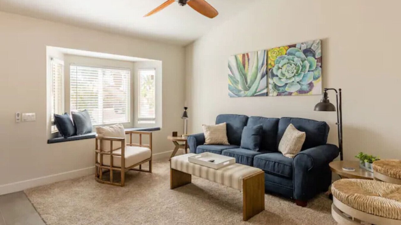 Photo of Livingroom in Paradise Valley Village
